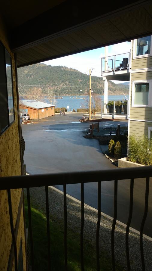 Wessex Inn By The Sea Cowichan Bay Eksteriør bilde